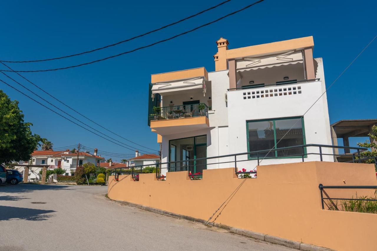 Appartement Aphrodite Ideal For Holidays In *