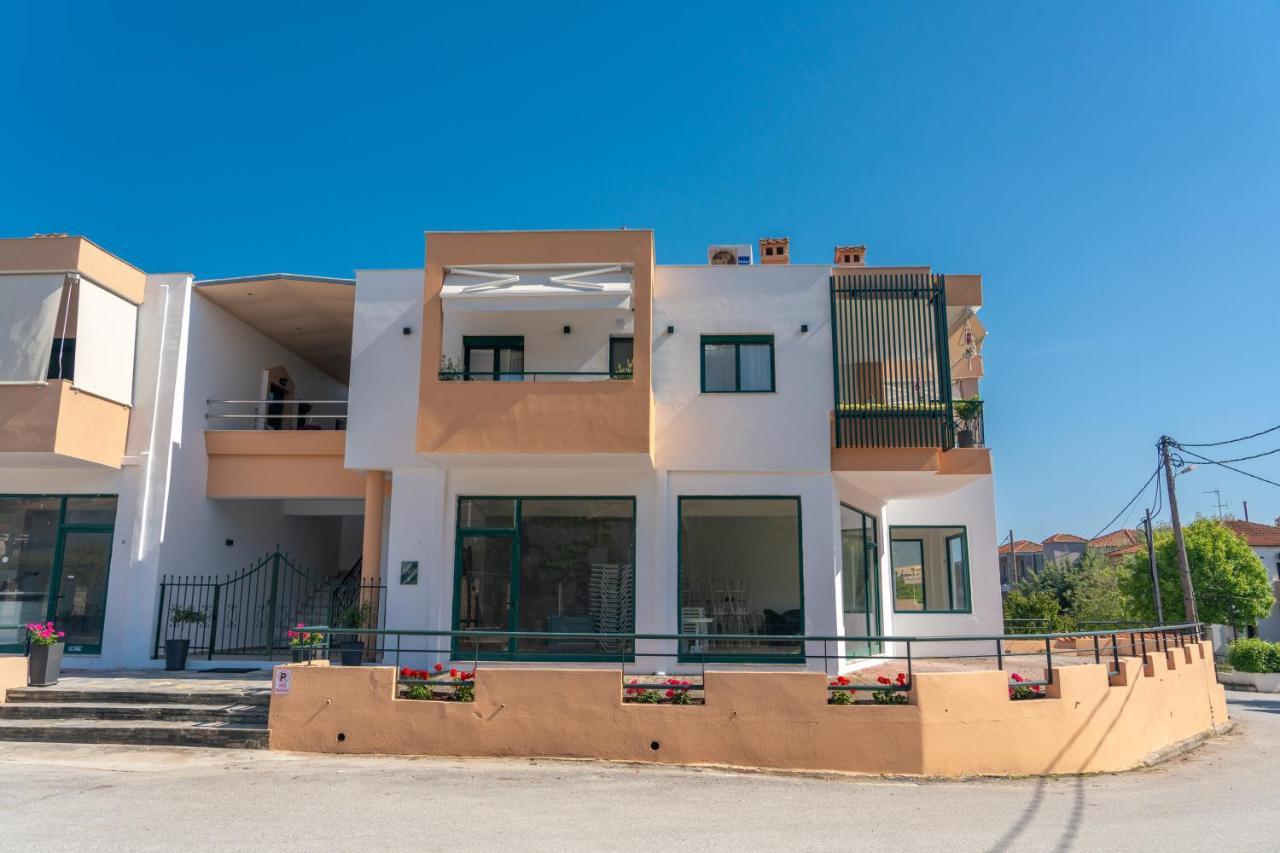 Appartement Aphrodite Ideal For Holidays In *