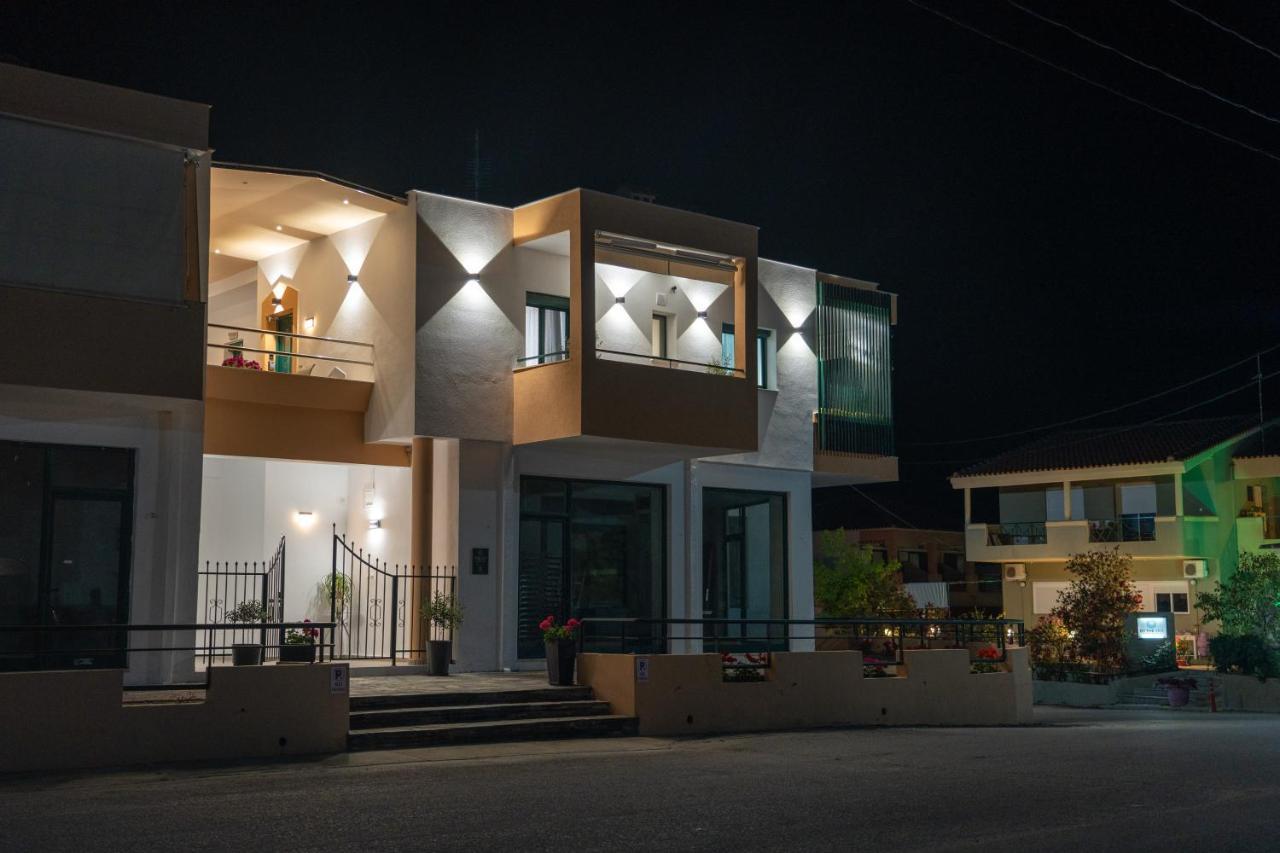 Appartement Aphrodite Ideal For Holidays In *