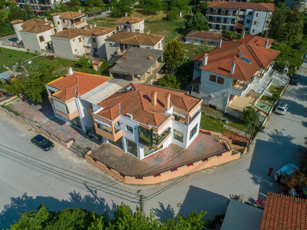 Apartment Aphrodite Ideal For Holidays In